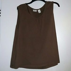 Cute brown tank top!