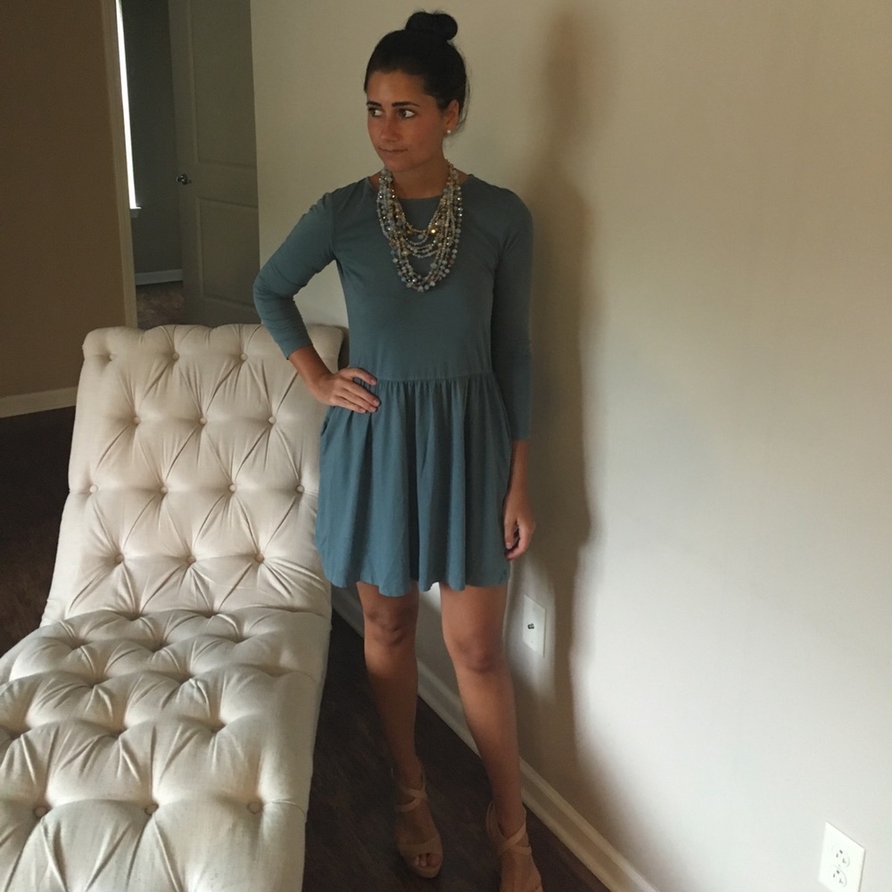 Teal 3/4 sleeve dress