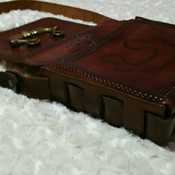 Vintage OOAK Hand Tooled Leather Saddle Bag - Picture 6 of 8