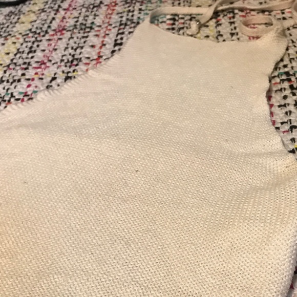 Knit halter crop top! - Picture 2 of 6