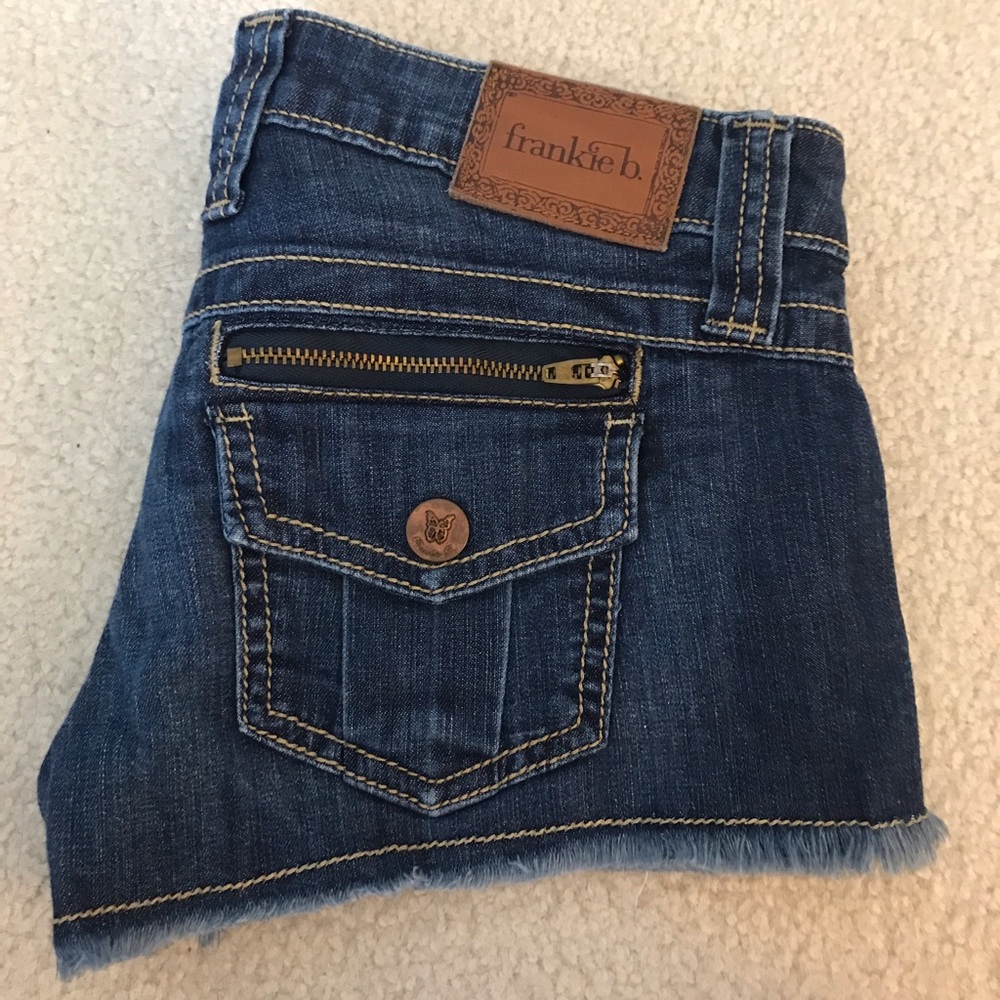 NWOT Frankie B. Denim shorts Size 23
