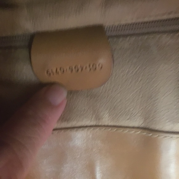 Vintage Gucci Hobo style clean inside & out Used - Picture 4 of 4