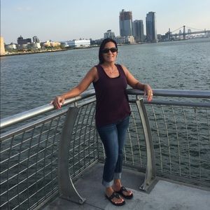 Meet your Posher, Lorraine