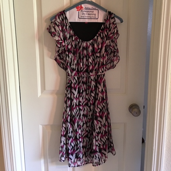 Flirty summer dress - Picture 1 of 2