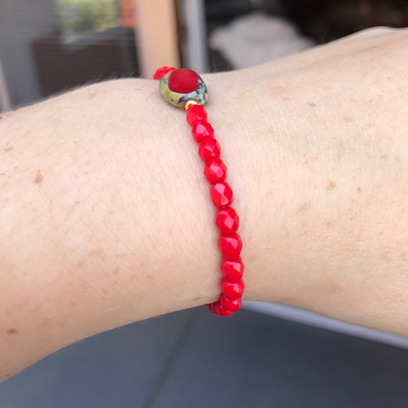 Red Beaded Stretch Bracelet - Picture 5 of 9