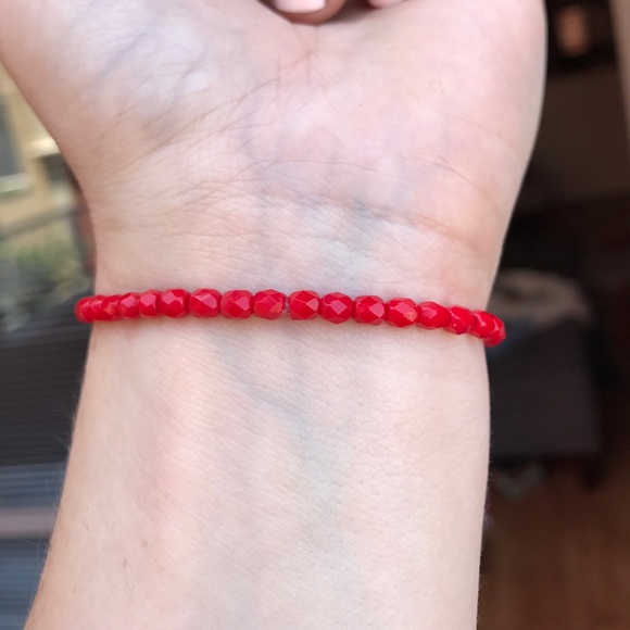 Red Beaded Stretch Bracelet - Picture 8 of 9