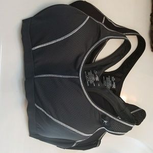 2 New Danskin Now Sports Bras Large