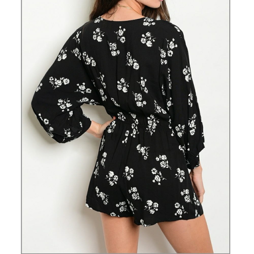 Black Floral Romper - Picture 2 of 7