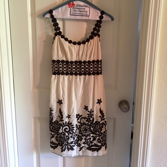 Cream & brown embroidered summer dress - Picture 1 of 3