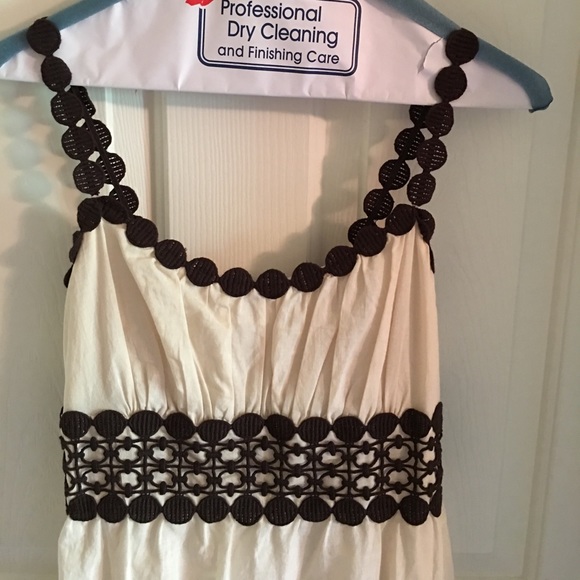 Cream & brown embroidered summer dress - Picture 2 of 3