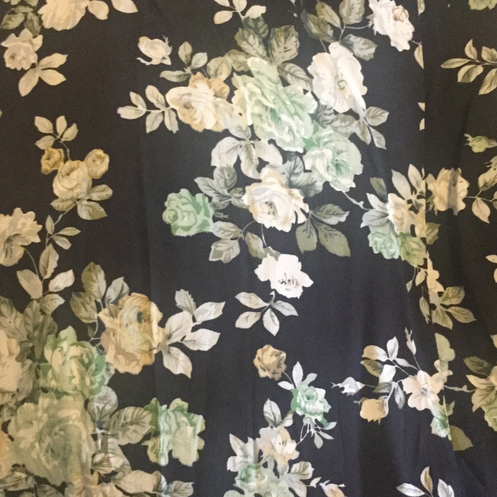 FLASH SALE! 1 Day Only. Maxi black floral skirt.