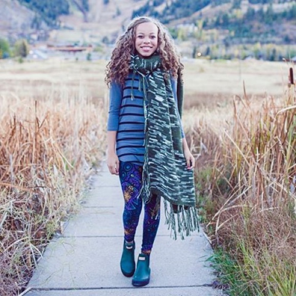 SPECIAL EDITION Olive green & white lularoe mimi