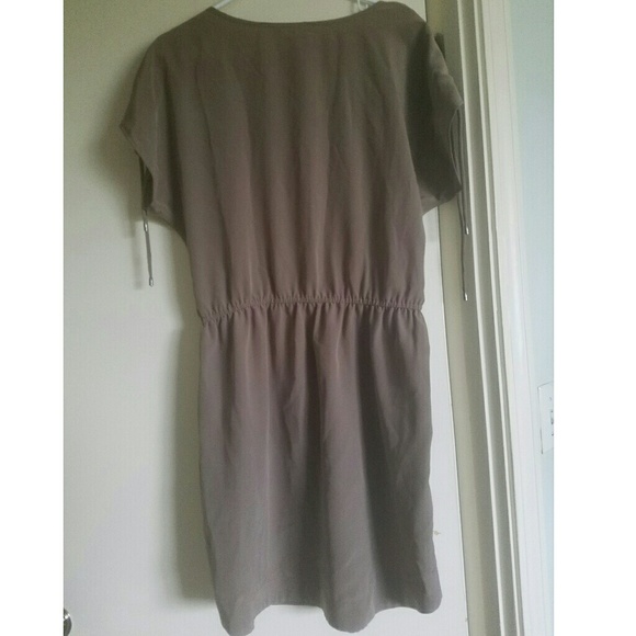 BCBGeneration NWT Dress in Driftwood - Size Large - Picture 4 of 4