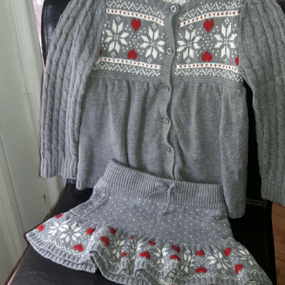 Adorable 2 piece Girls Skirt Set
