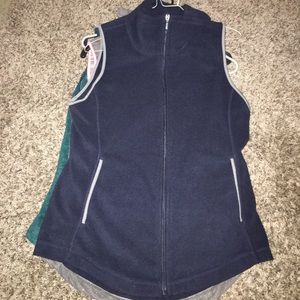 A bundle of Old Navy sweater vest size sm and med!