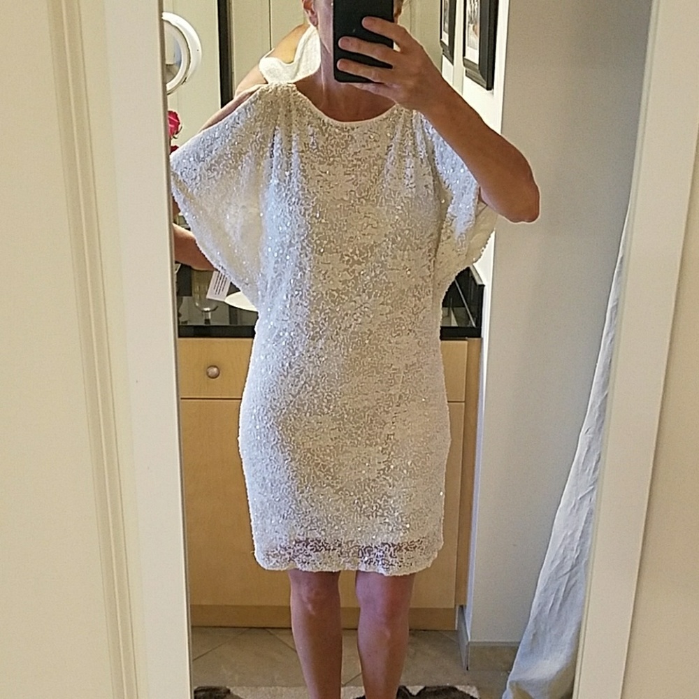 Aidan Mattox white sequin cocktail dress size 6