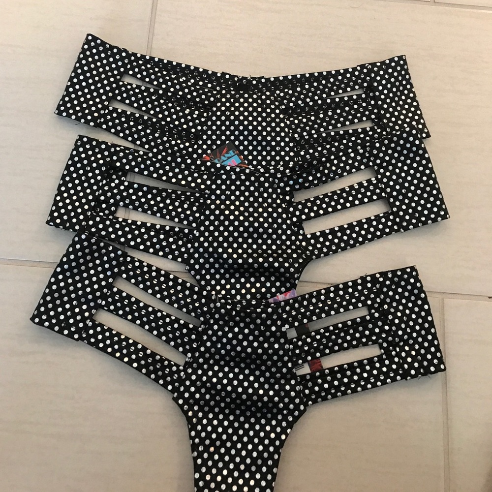 Black dotted booty shorts!
