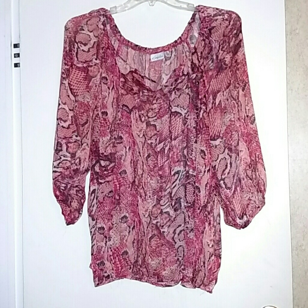 Cute sheer blouse!