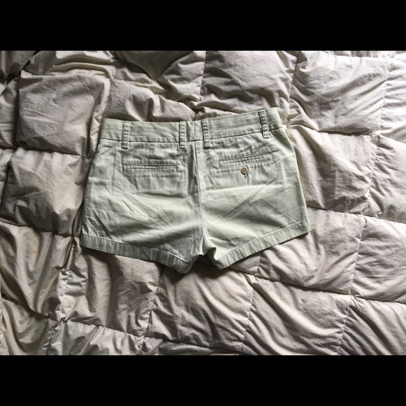 Shorts - Picture 2 of 3