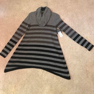 Sakes 5th Avenue sweater dress