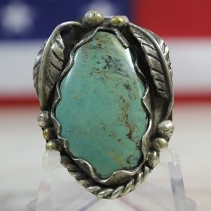 Vintage Navajo Turquoise Sterling Silver Ring #P07