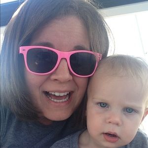 Meet your Posher, Court