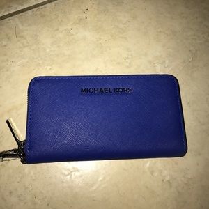 Michael Kors wristlet