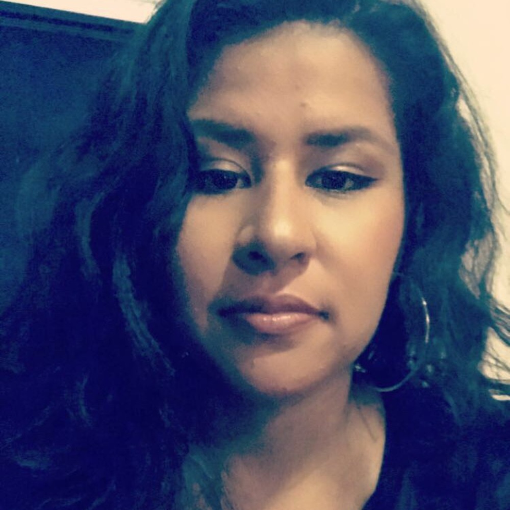 Meet your Posher, Daniela