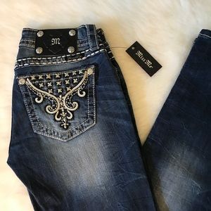 🎀 Miss Me Signature Rise Skinny jean