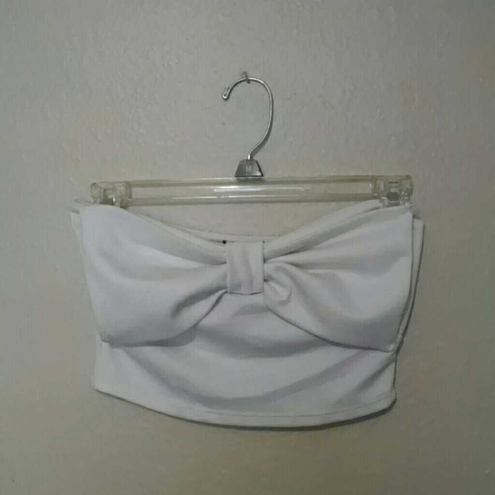White crop tube top
