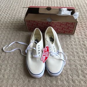 NWT Vans Beige Size M7 W8.5 ❗️NEW❗️