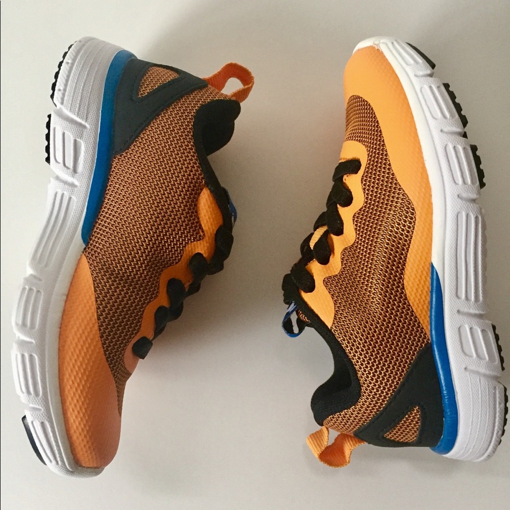 H&M Toddler Gym Shoes with Soccerball Emblem