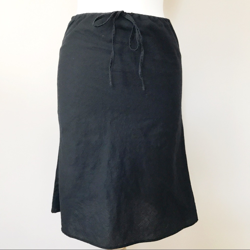 H&M black skirt