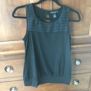 White House Black Market top size XS