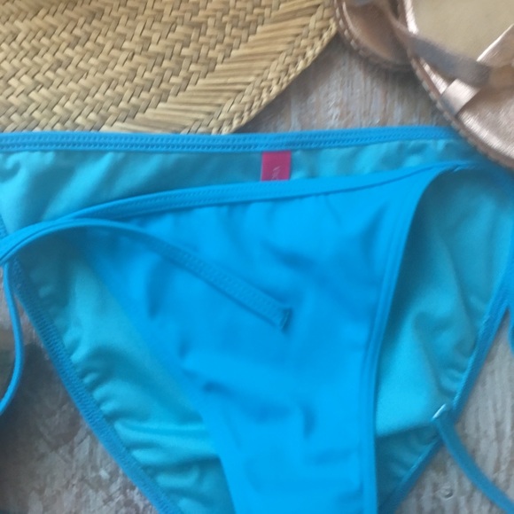 🏊♀️VICTORIA’S SECRET Turquoise String Bikini - Picture 5 of 8