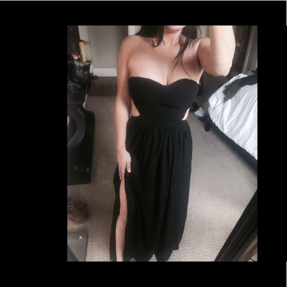 Black gown with high slit