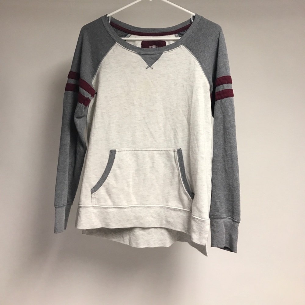 Long sleeve shirt w/ pocket