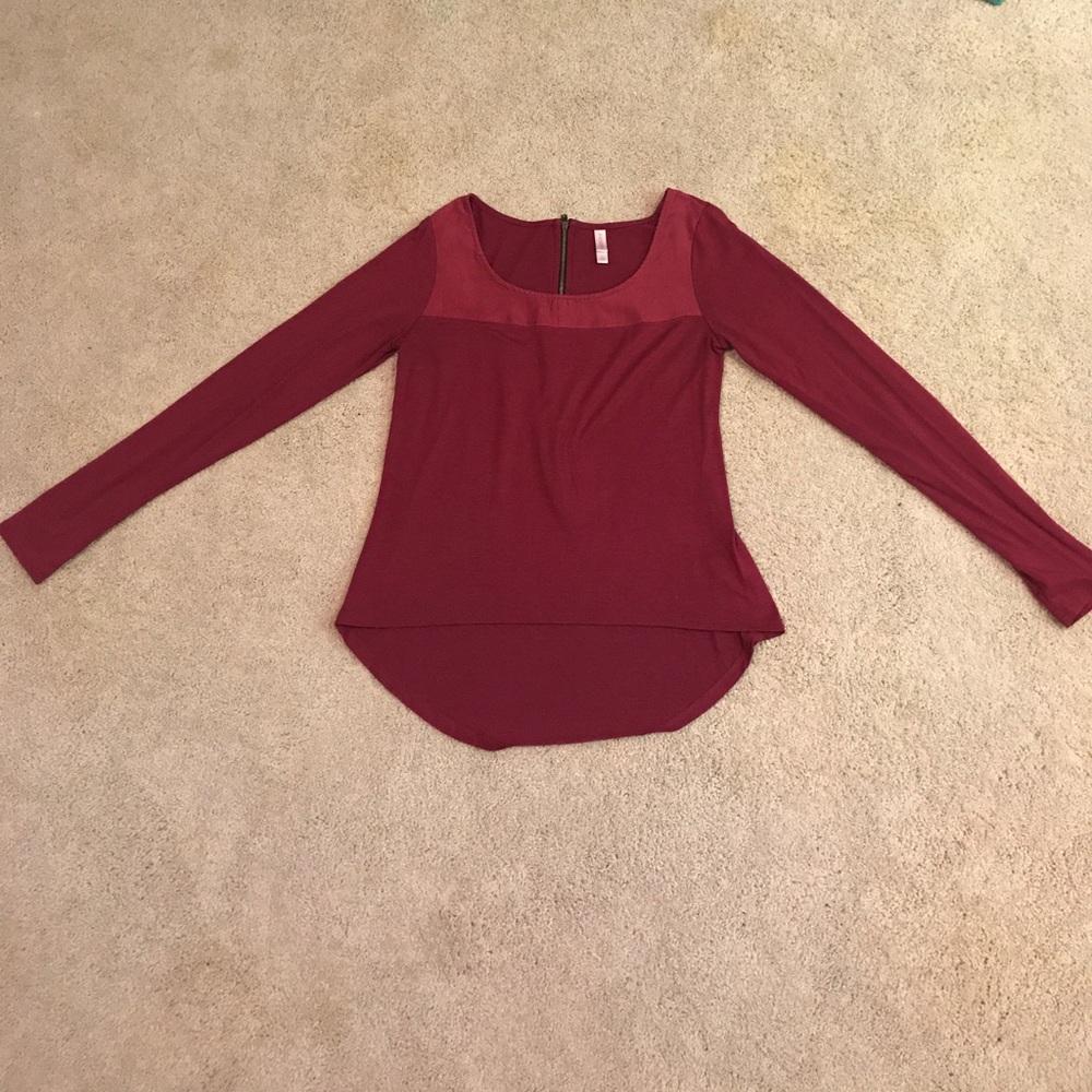 Maroon top