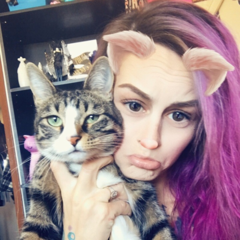 Meet your Posher, Daina