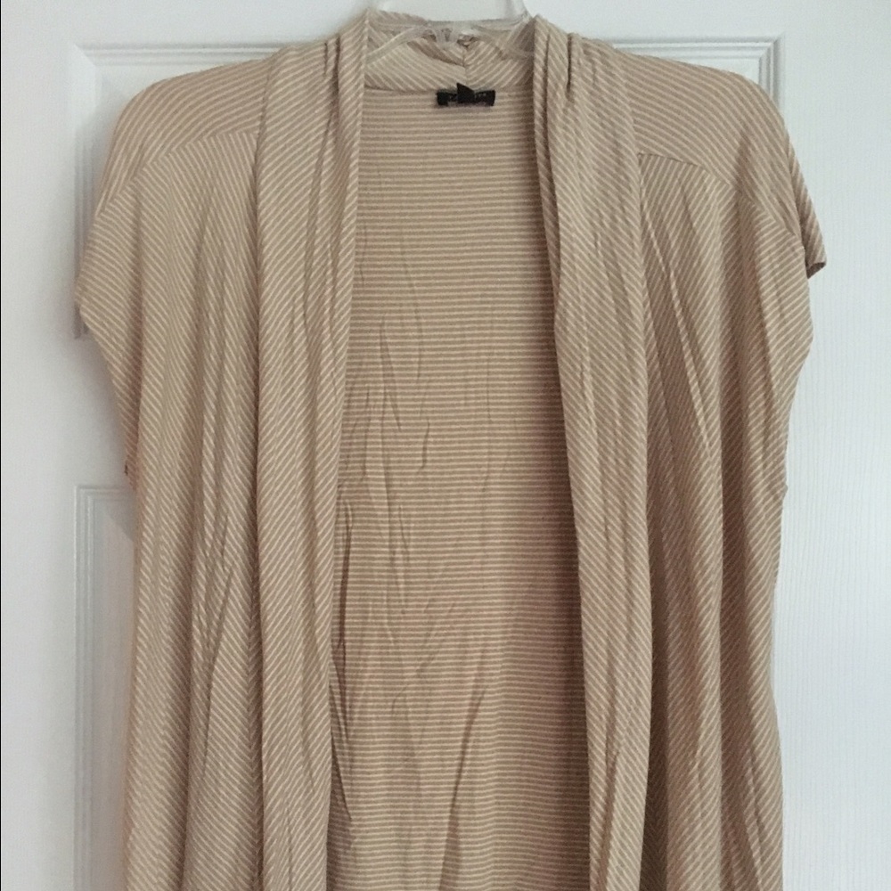 EUC Talbots MP tan/white open short sleeve cardi
