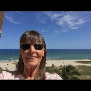 Meet your Posher, Wendy