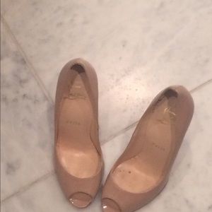 Nude Authentic louboutins pumps