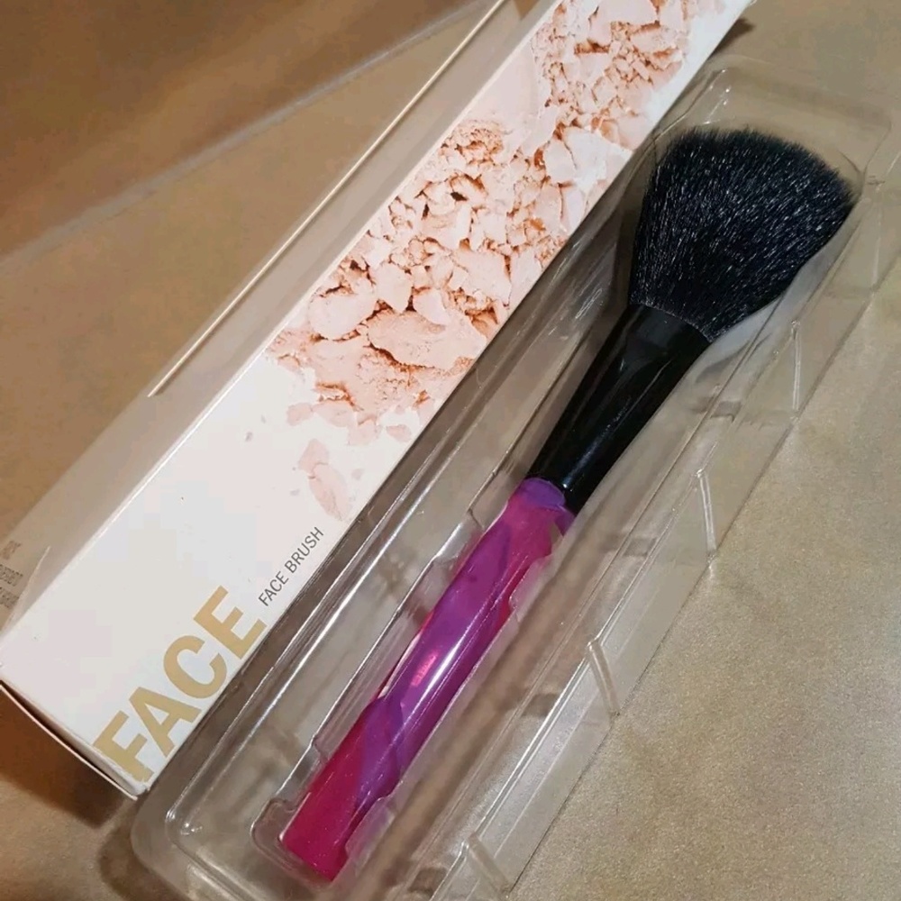 Japonesque Color Collection Face Brush
