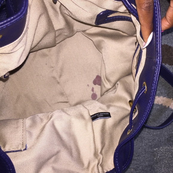 Ora Delphine bucket bag worn once small stain - Picture 5 of 5