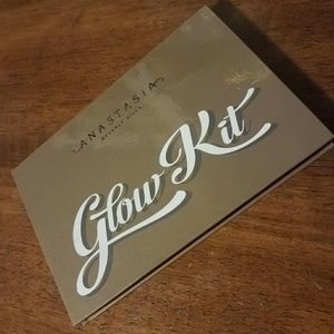 Anastasia Beverly Hills Ultimate Glow Kit (Used)