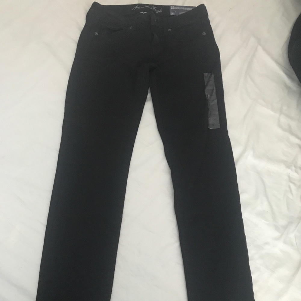 🛑🛑SOLD🛑🛑 American Eagle Black Skinny Jeans
