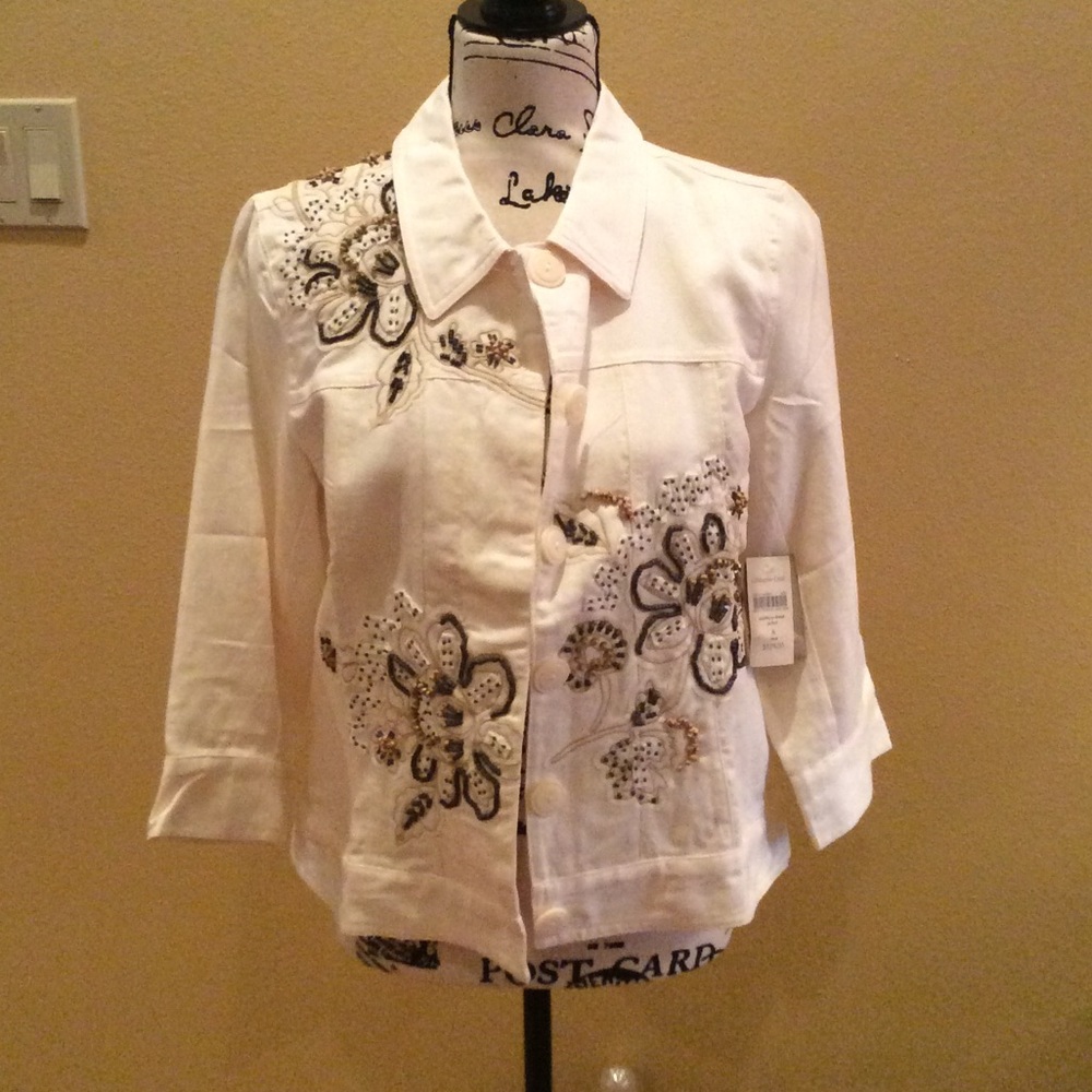 NWT appliqué detail jacket