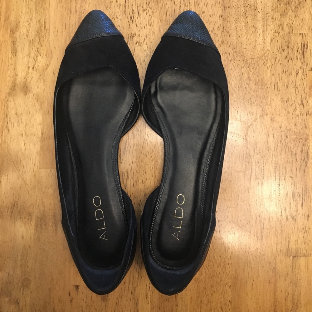 Aldo Black Flats Size 8