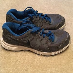 Nike boys shoes