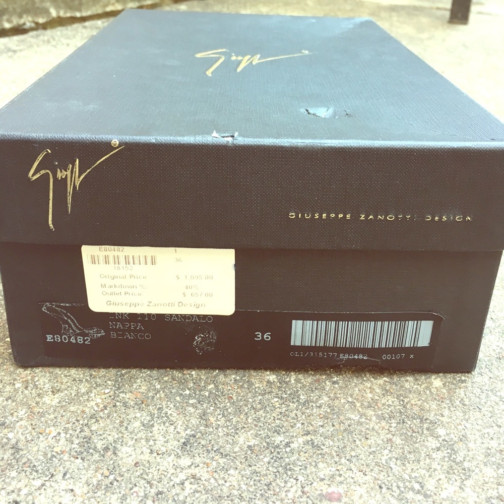 Giuseppe Zanotti Design black leather booties